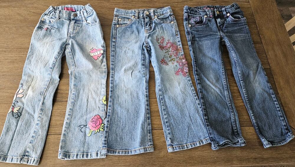 Toddler Girls Jeans Lot of 3, Size 4, 4 & 4T, Levis, Zana Di, and Squeeze Jeans